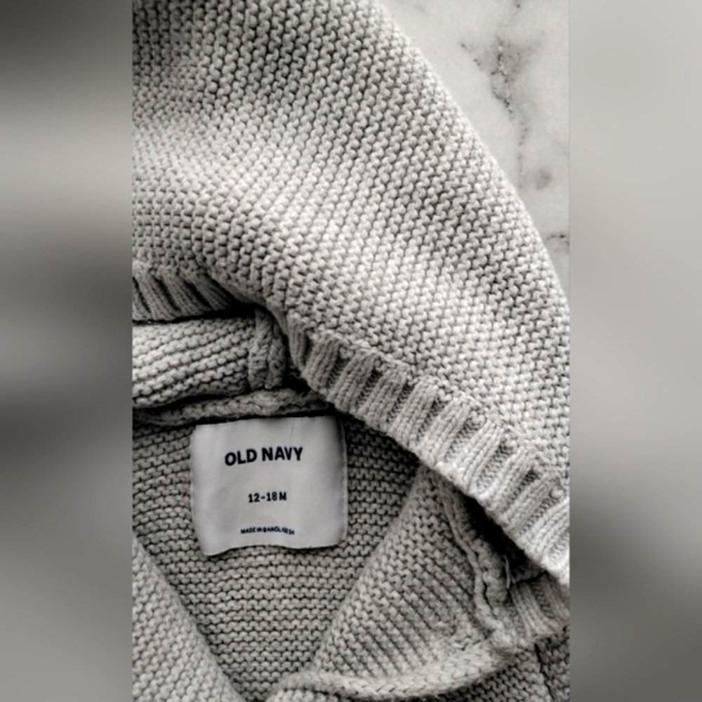Old Navy‎ Baby Hooded Sweater - Picture 4 of 10